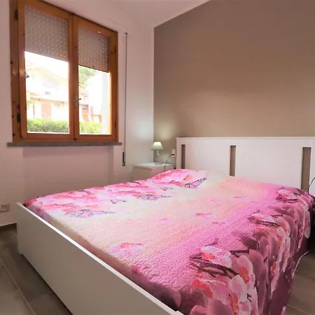 Locazione Turistica Pratoranieri Mare * Casa Sant'Eugenia